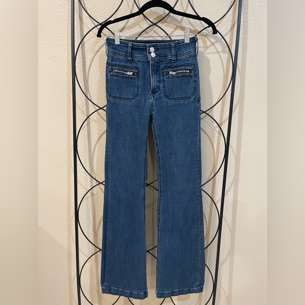 Anthropologie high rise jeans. Size 25. Bootcut/flair leg